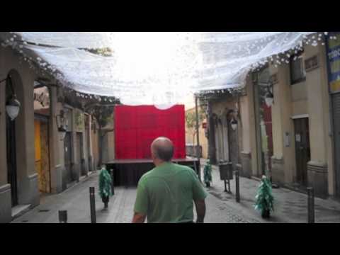Reprodueix vídeo