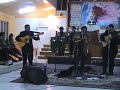 alabanza de un grupo de m�sica andina cristiana en una participaci�n en la iglesia metodista pentecostal de chile en pichi pelluco, puerto montt.