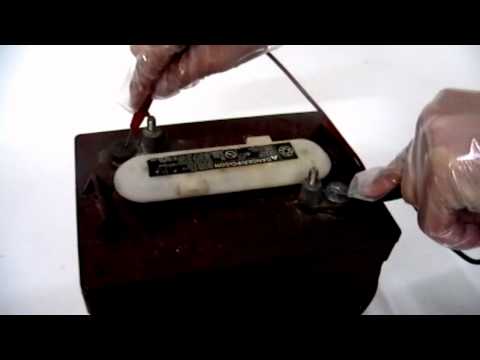 how to test a d'cell battery