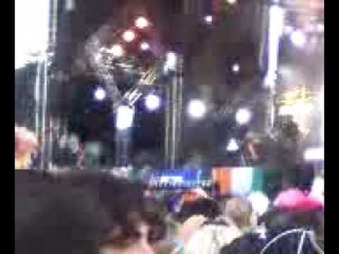 Show akon part 1