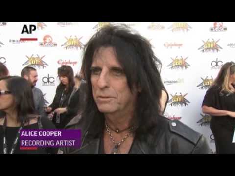 Stars Talk Guns N' Roses at Golden Gods