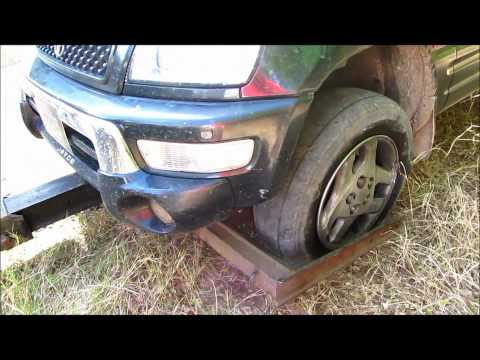 babham - On our way to Balaclava that Sunday... but while going through that offroad track at 37.7 Km/h, I grazed against a rock hidden in the grass and BABHAM! - Bot...