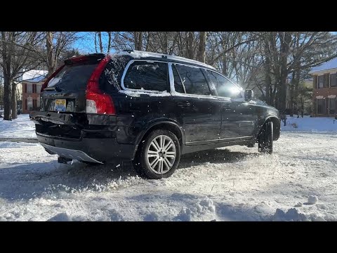 my crashed v8 volvo xc90 sliding in the snow for the last time