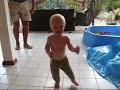 Eerste stapjes Luca op Aruba 18 Augustus 2008