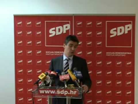 Zoran Milanović govori na konferenciji za novinare o privođenju Klečaka