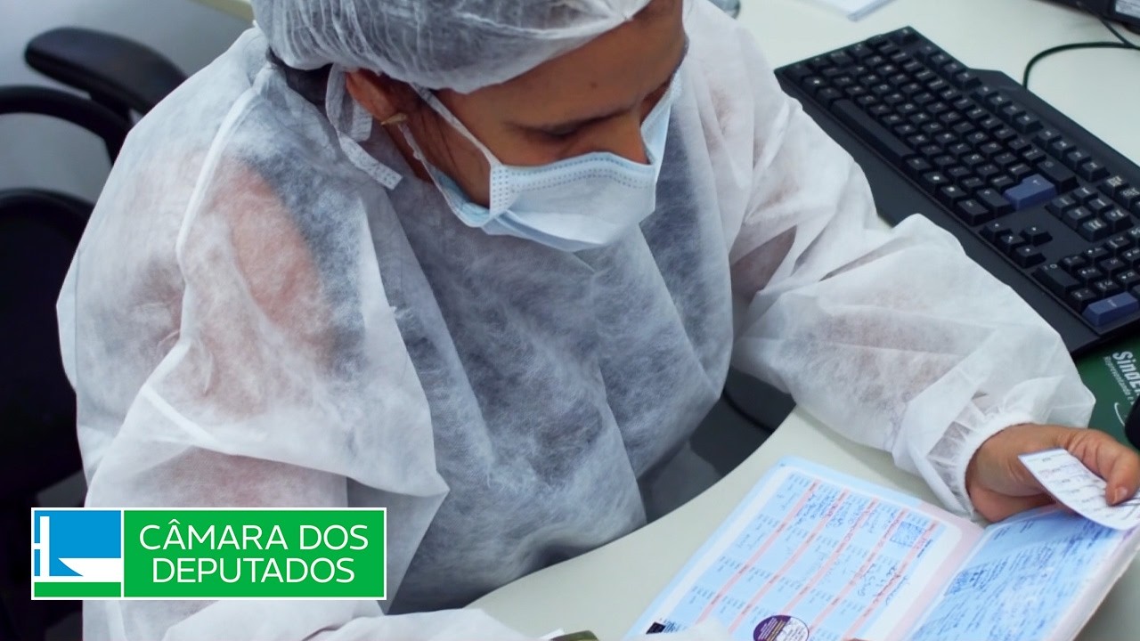 Aprovado projeto que reconhece período no Mais Médicos como pós-graduação - 24/06/26