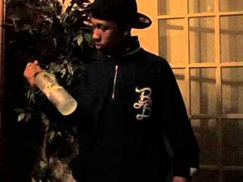 D Mo- The Voice