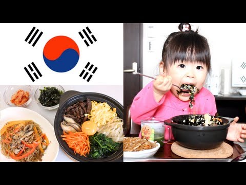 Rino - 2012年3月11日/2歳9ヶ月 The mom cooked Japchae and Stone scorch Bibimbap of the Korean dish and had her eat it. The mom sometimes cooked Japchae . However, it was J...