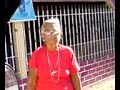 LA DOÑA GROCERA 13