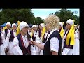 Sinilinnud tantsupeol