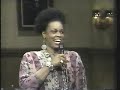 I just luv Miss Reeves.....Amazing! Dianne Reeves performing 