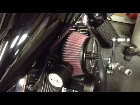 how to remove the battery from a yamaha v-star