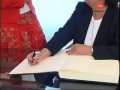 Aguirre se re�ne ministra francesa de Vivienda