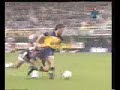 Schelotto marcando um golaçoe em cima do Talleres