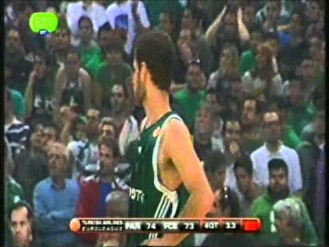 Alan Anderson supo demasiado tarde porque le habían dejado un pasillo tan grande a canasta...