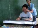 Luke plays a piano without looking!! Luke plays a piano without looking!!