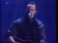 Winona Ryder introduce Bruce Springsteen (spanish dubbed)