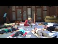very powerful workshop by soraya, assisted by terry oldfield. if theyre anywhere near you, join  feel experience the workshop.


music by terry oldfield & soraya
video produced by bart servranckx, organised by merlyn (www.merlyn.be) location: oude abdij - kortenberg - belgium date: sunday 4th october 2008

for more information on soraya saraswaty, visit www.terryoldfield.com