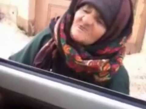عجوز تنصح غلمان داعش وجهاً لوجه 