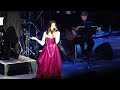Idina Menzel sings 
