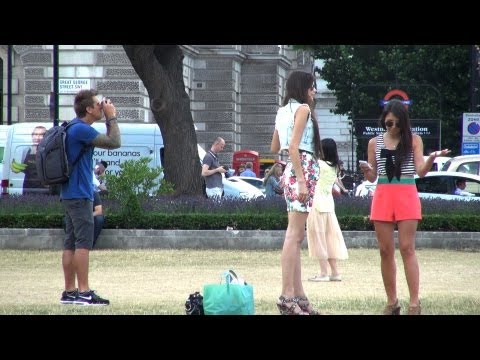 Camera - Had some extra time in London so we made this video. Be sure to follow us :) Follow me Here - http://www.facebook.com/Rom... Follow Dennis Here - http://www....