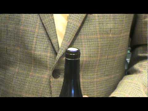 how to properly open wine