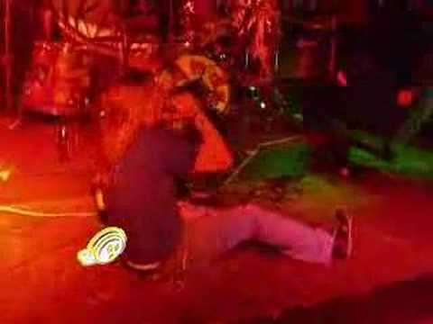 NOISEBAZOOKA "green room" live @ ...