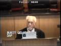 Karpal Singh mobbed by UMNO Youth (1 of 2)