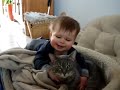 Bebeğin Kedi Sevgisi