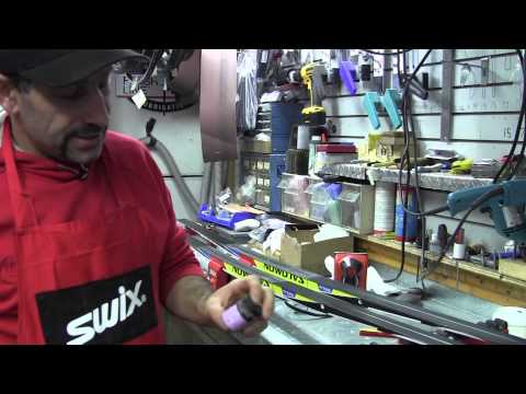 how to apply ski wax