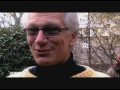 formation de rigologues, th�rapie par le rire, par corinne cosseron et commando rires et c�lins gratuits place de montparnasse. free hugs in paris with la rigolo' school from corinne cosseron.