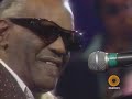 Bekijk muziek clip van Bo Diddley met Mess Around