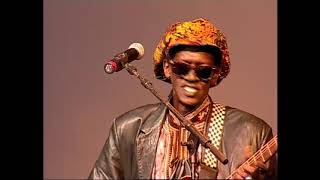 Sous Les Projecteurs  - Cheikh Lo Et Omar Péne