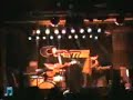 actuaci�n del grupo dwomo en directo. puedes ver el concierto completo y muchos m�s en http://www.centralmusical.es
