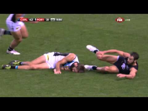 Andrew Walker big hit on Justin Westhoff - Round 1, 2014 v Carlton