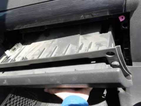 how to remove zafira b centre console