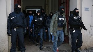 Almanya'da terörle mücadele operasyonu: 2 Türk gözaltında