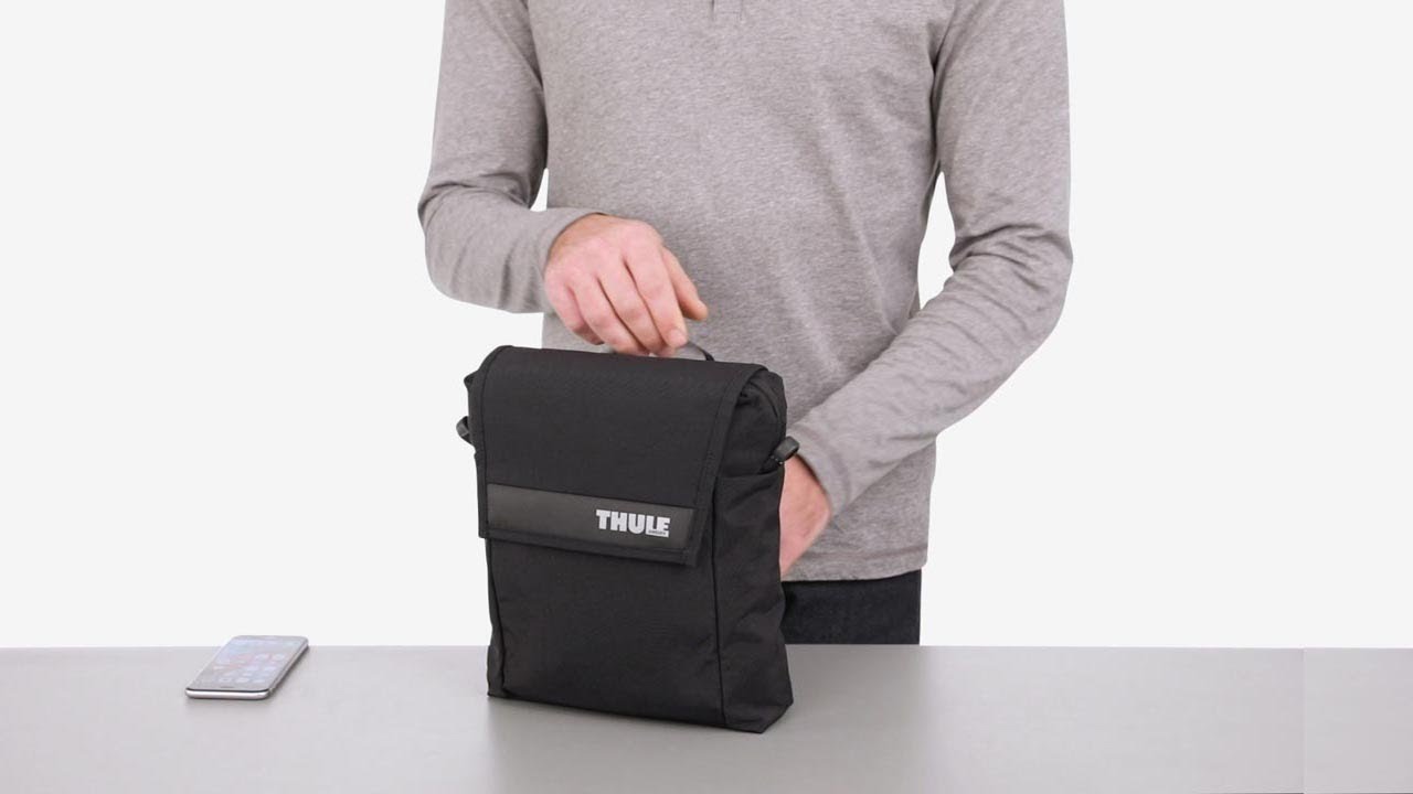 Thule Paramount Crossbody Bag product video