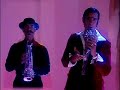 Miguel Varoni cantando la cancion de Seguro y Urgente