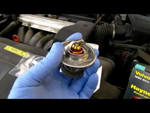 Thermostat repair and coolant flush on a Volvo 850 Part 1