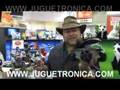 MARK TILDEN MUESTRA A ROVIO EL NUEVO ROBOT DE WOW WEE