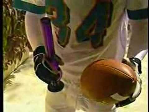 Jim Florentine as Ricky Williams