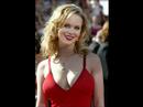 thora birch
� http://www.charloteweb.com/links/girls1.html