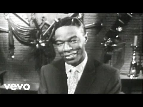 Nat King Cole - The Christmas Song (Chestnuts Roasting On An Open Fire)