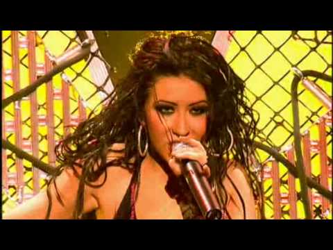 Genie in a Bottle (Stripped Live in the U.K.) - Christina Aguilera