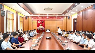 Thành ủy Uông Bí Công bố các Quyết định về công tác cán bộ