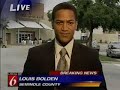 Car crashes into Mall