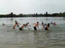 Lake splashing in Samatan, South of France