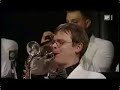 swing-night bericht vom konzert aus dem volkshaus basel mit max greger, hugo strasser, ambros seelos und dani sparn.
(gast pepe lienhard)