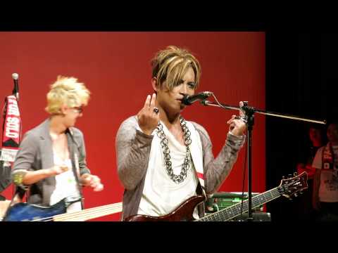 j rock - sabtu 4 mei 2013, pertama kali j-rock konser di jepang.. mantaaaab..